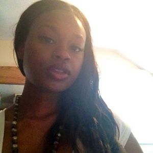 Meet your Posher, Davida